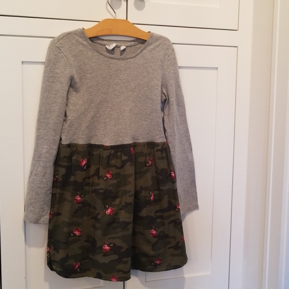 Girls Gap camouflage dress Size 8 (M)